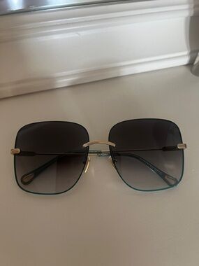 Chloe Square Gradient Black to Dark Gray Lens Sunglasses with Gold Frame